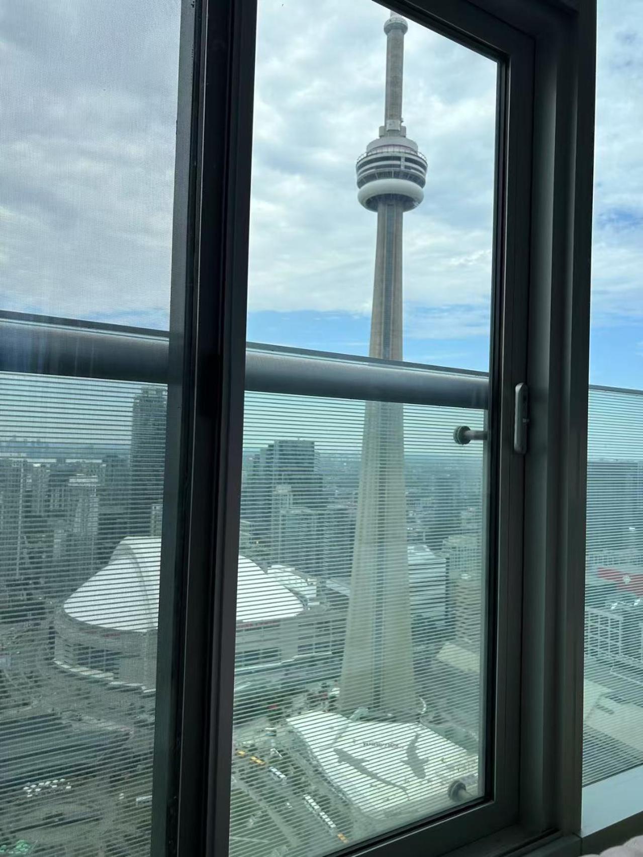 6 Guests Modern With Views Near Cn Tower Fully Equipped Apartment