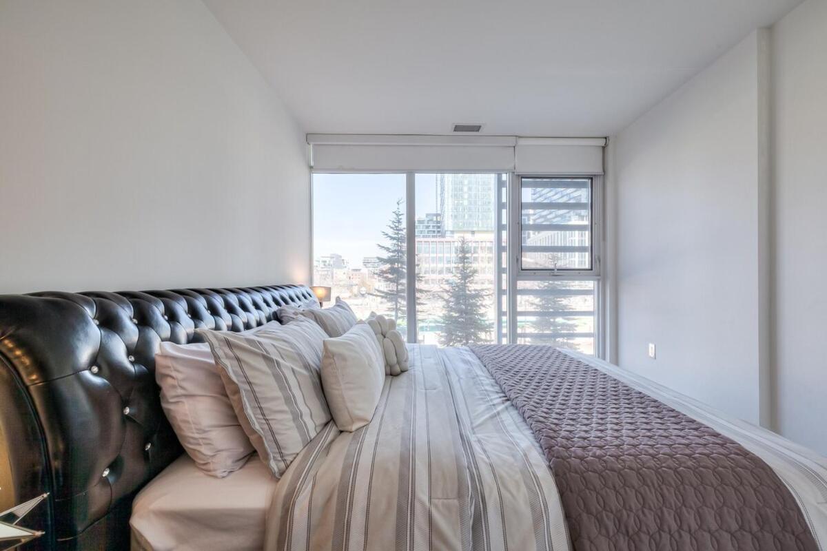 Charming 4Br Downtown Townhome Near Cn Tower Free Parking * Toronto