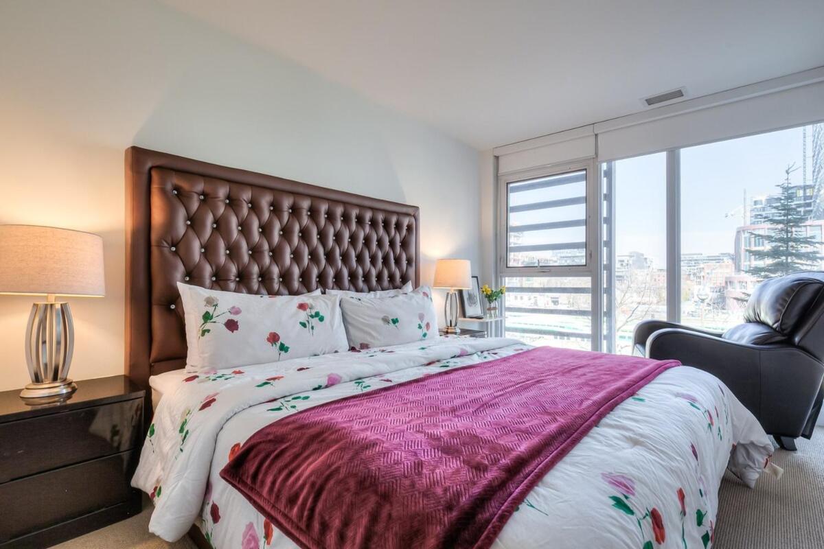 Charming 4Br Downtown Townhome Near Cn Tower Free Parking