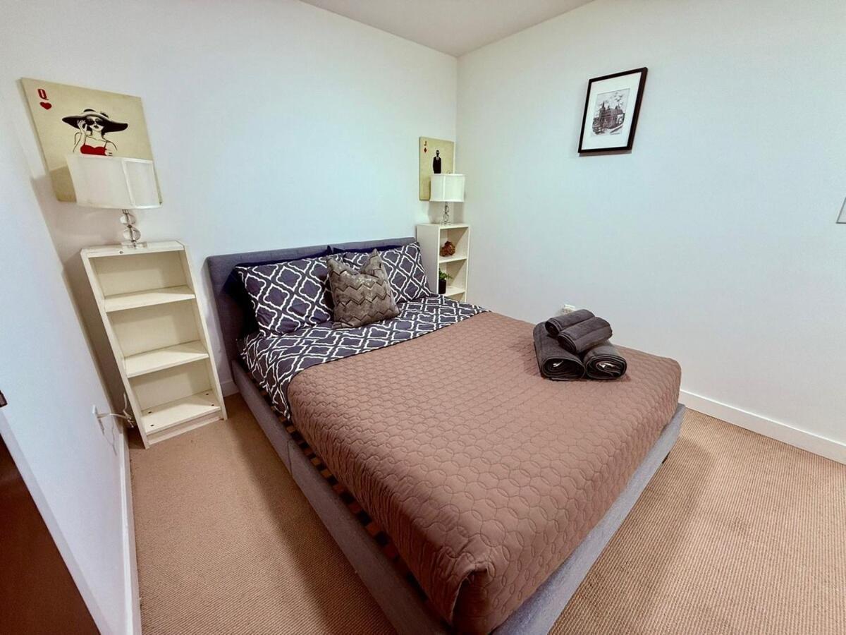 Charming 4Br Downtown Townhome Near Cn Tower Free Parking