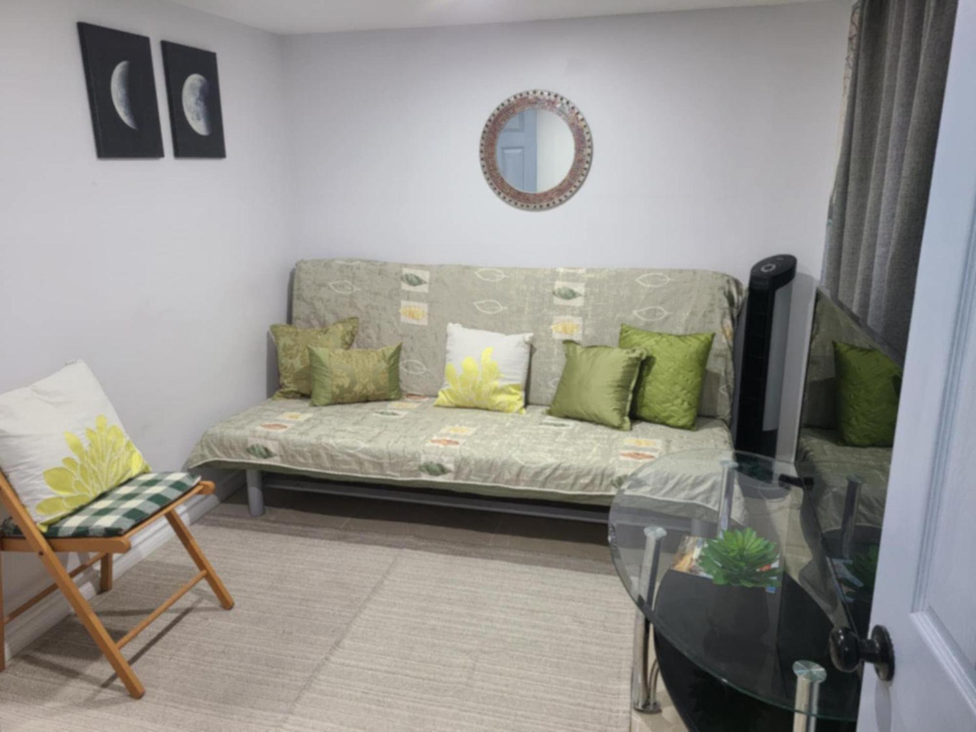 2 Bedroom East-york