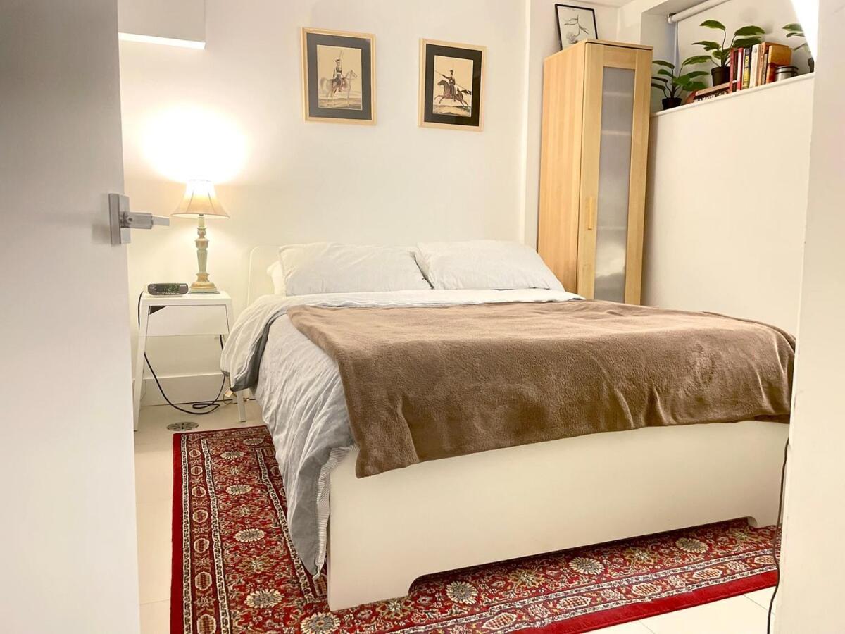 Excellent Private In Bloor West Village Apartment Toronto