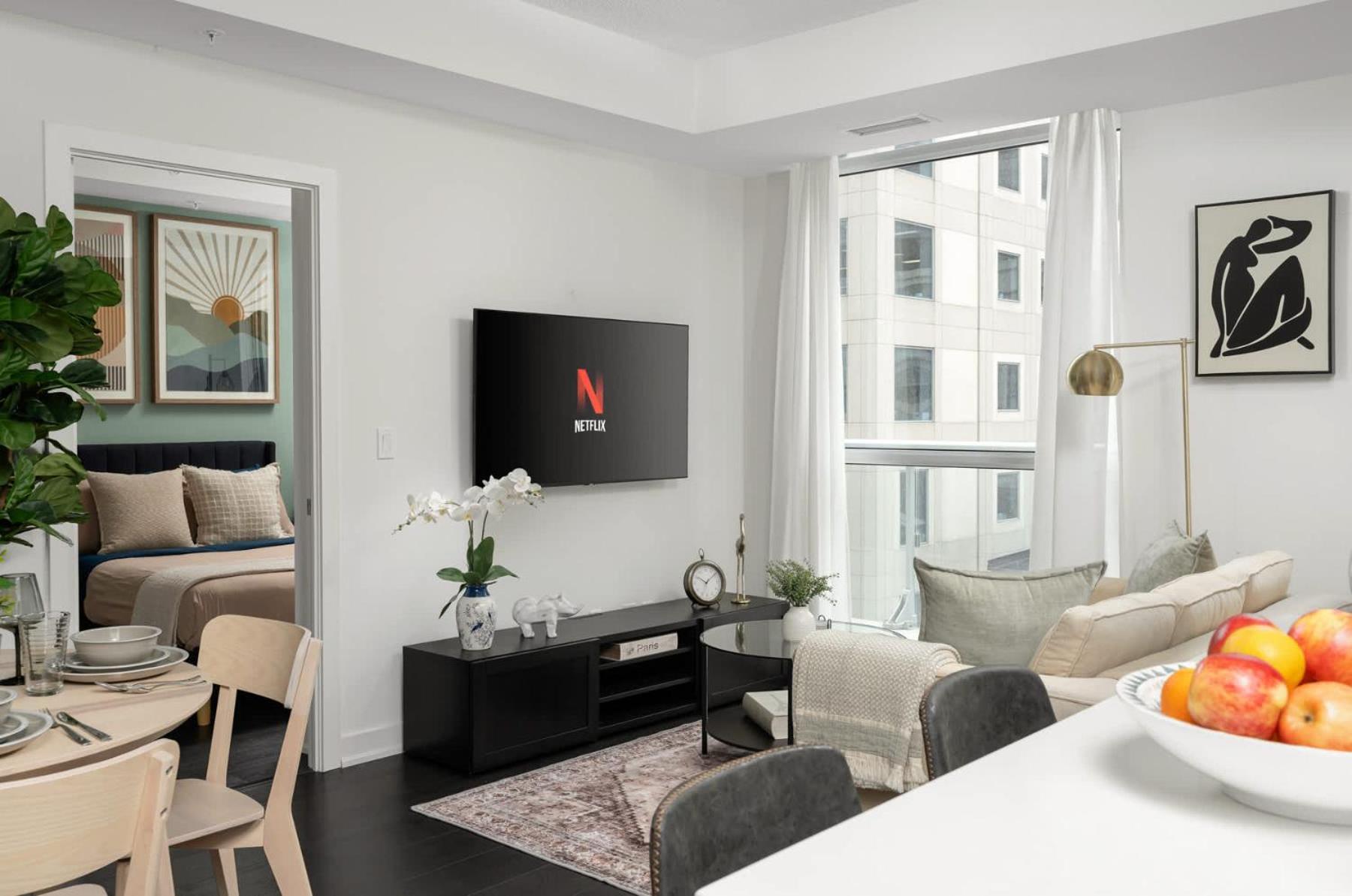2br 2ba With Sofa Bed By Financial District Apartment Toronto