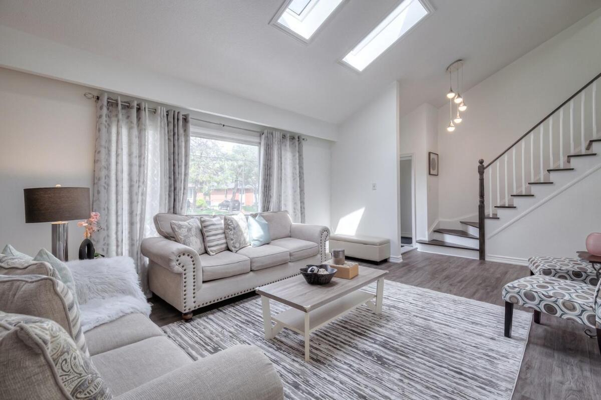 Modern Designed 3br Lavish Toronto