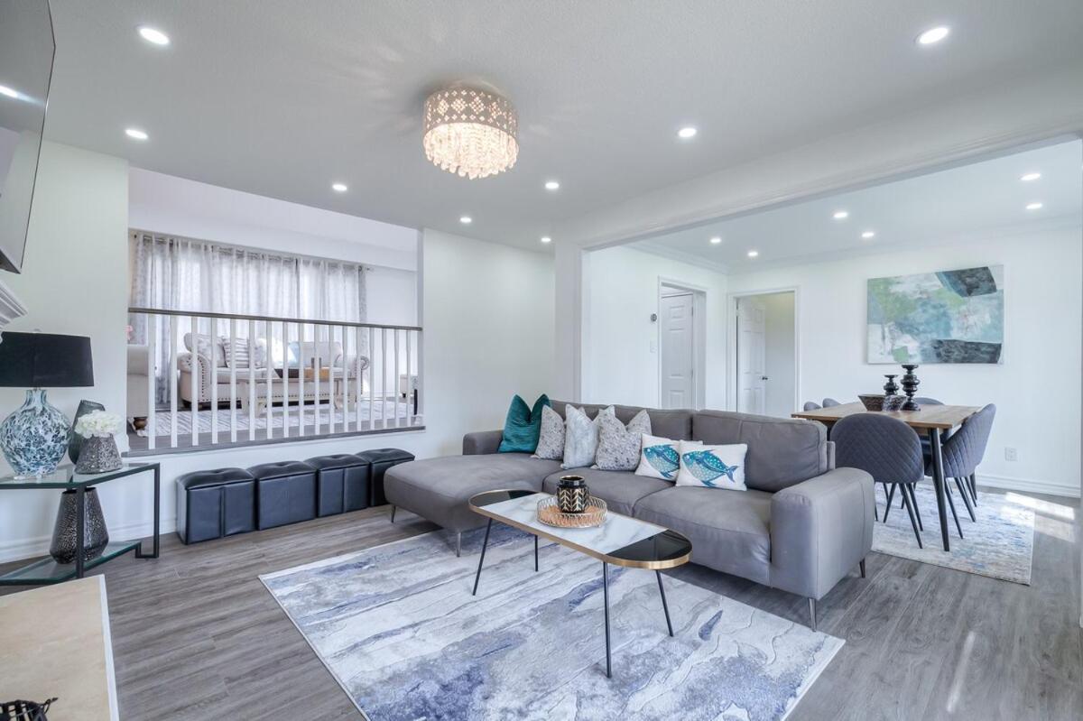 Modern Designed 3br Lavish * Toronto