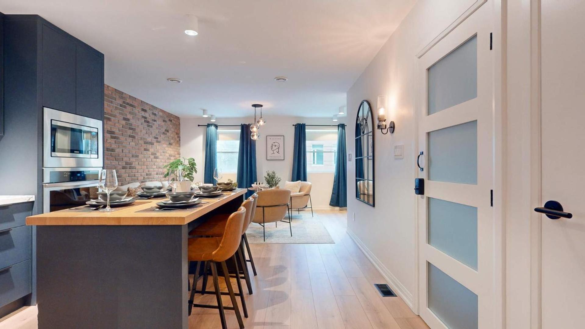 Casa Elegant 2br In Leslieville * Toronto