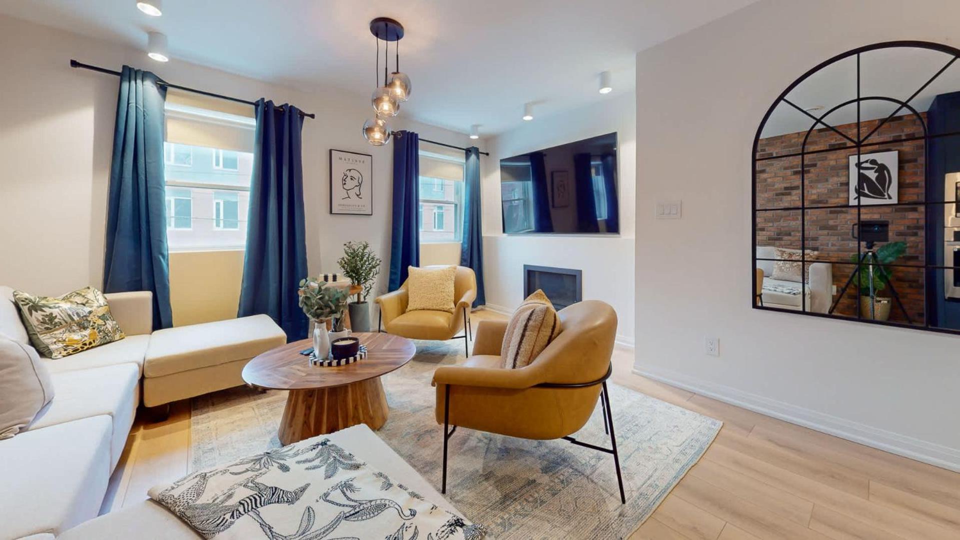 Casa Elegant 2br In Leslieville Toronto