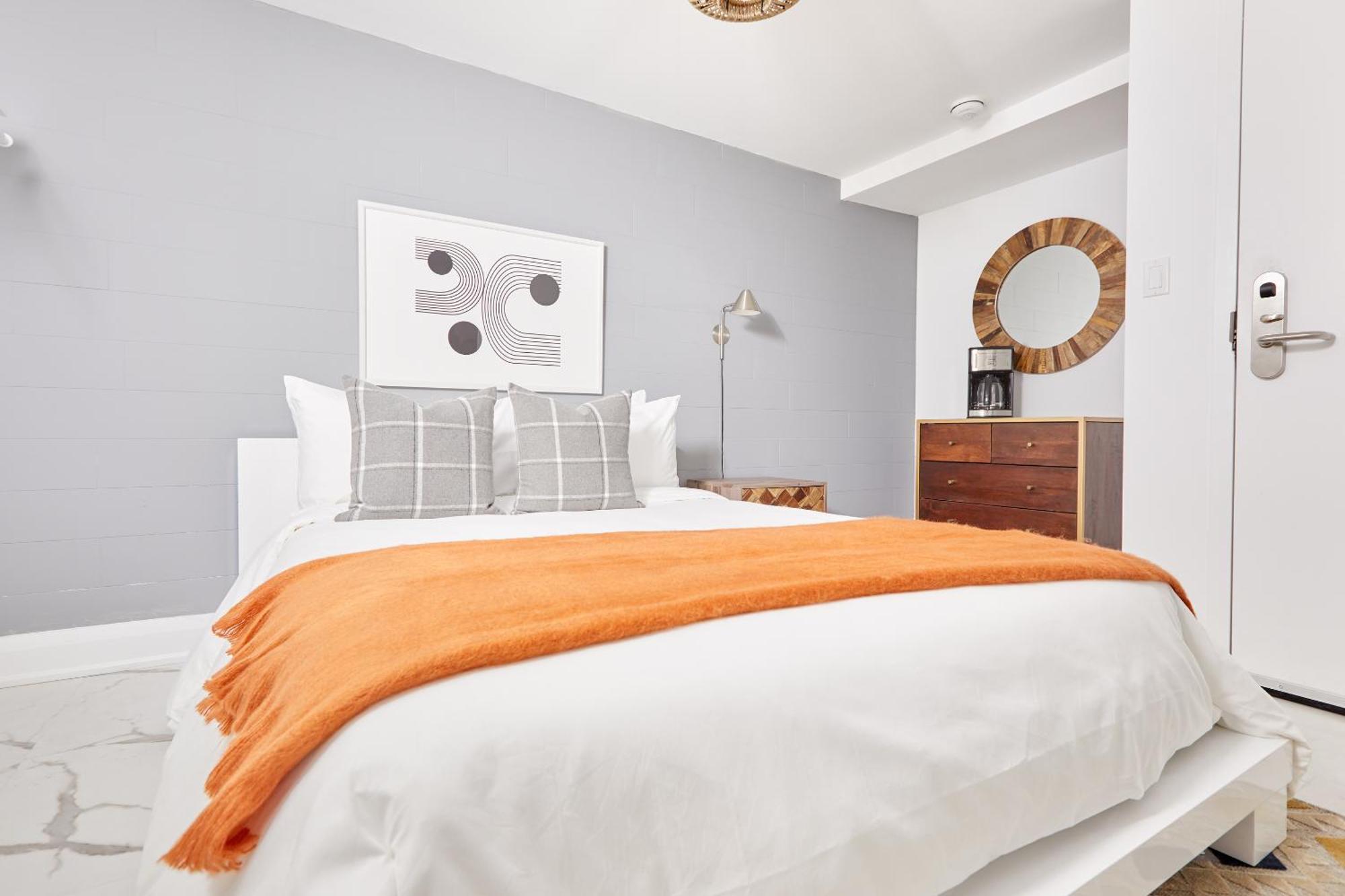 La Tumu Boutique Toronto