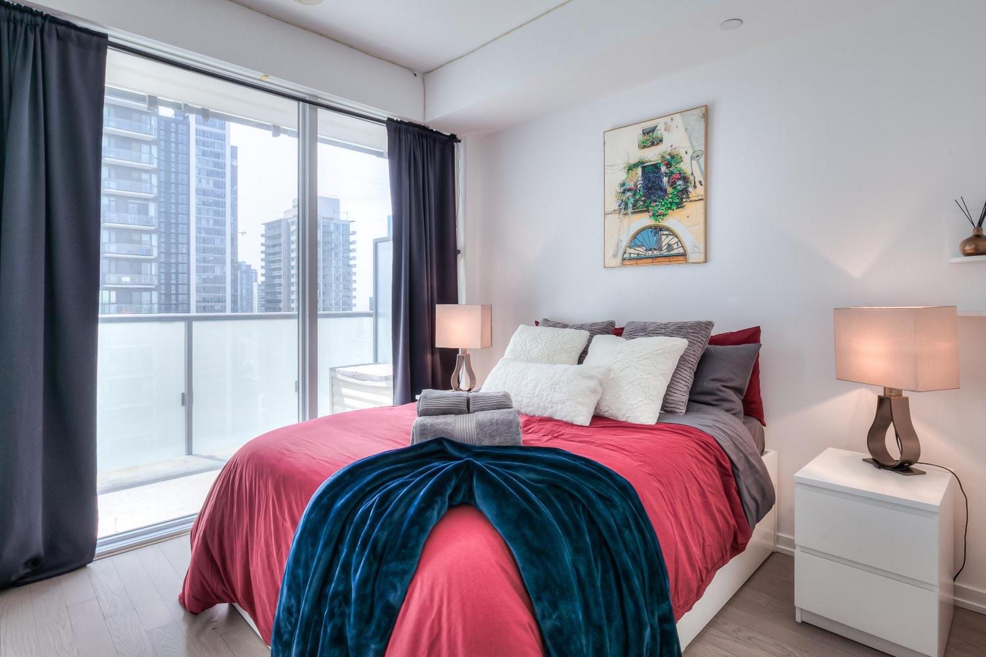 1 Bedroom With Views - 4 Sleeps *