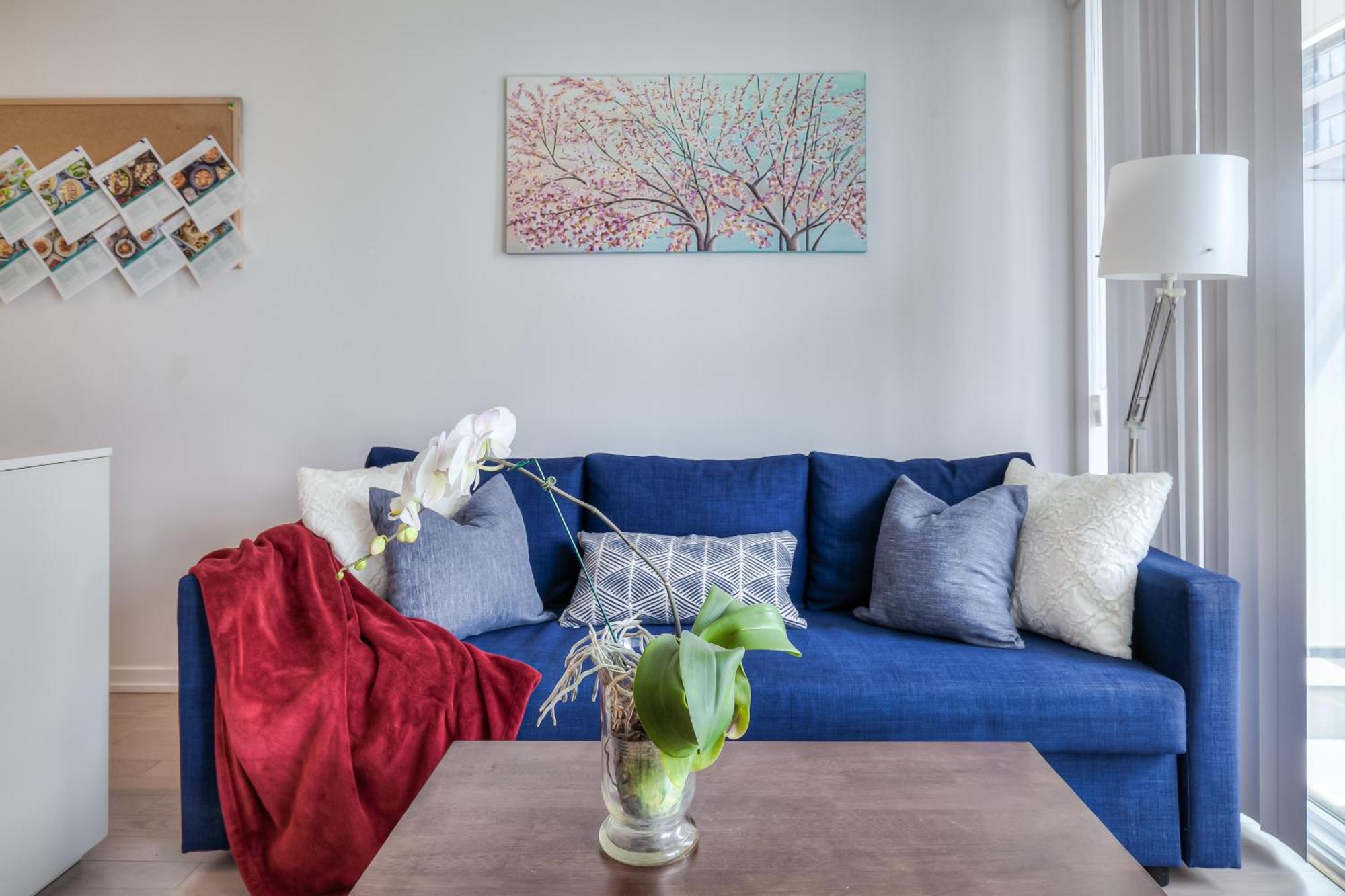 Apartment 1 Bedroom With Views - 4 Sleeps Toronto
