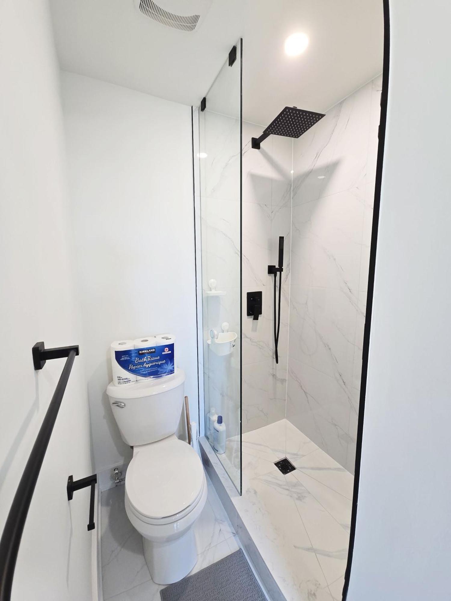 Modern Private Private Bathroom With King Bed With Tv And Balcony Midtown Downtown
