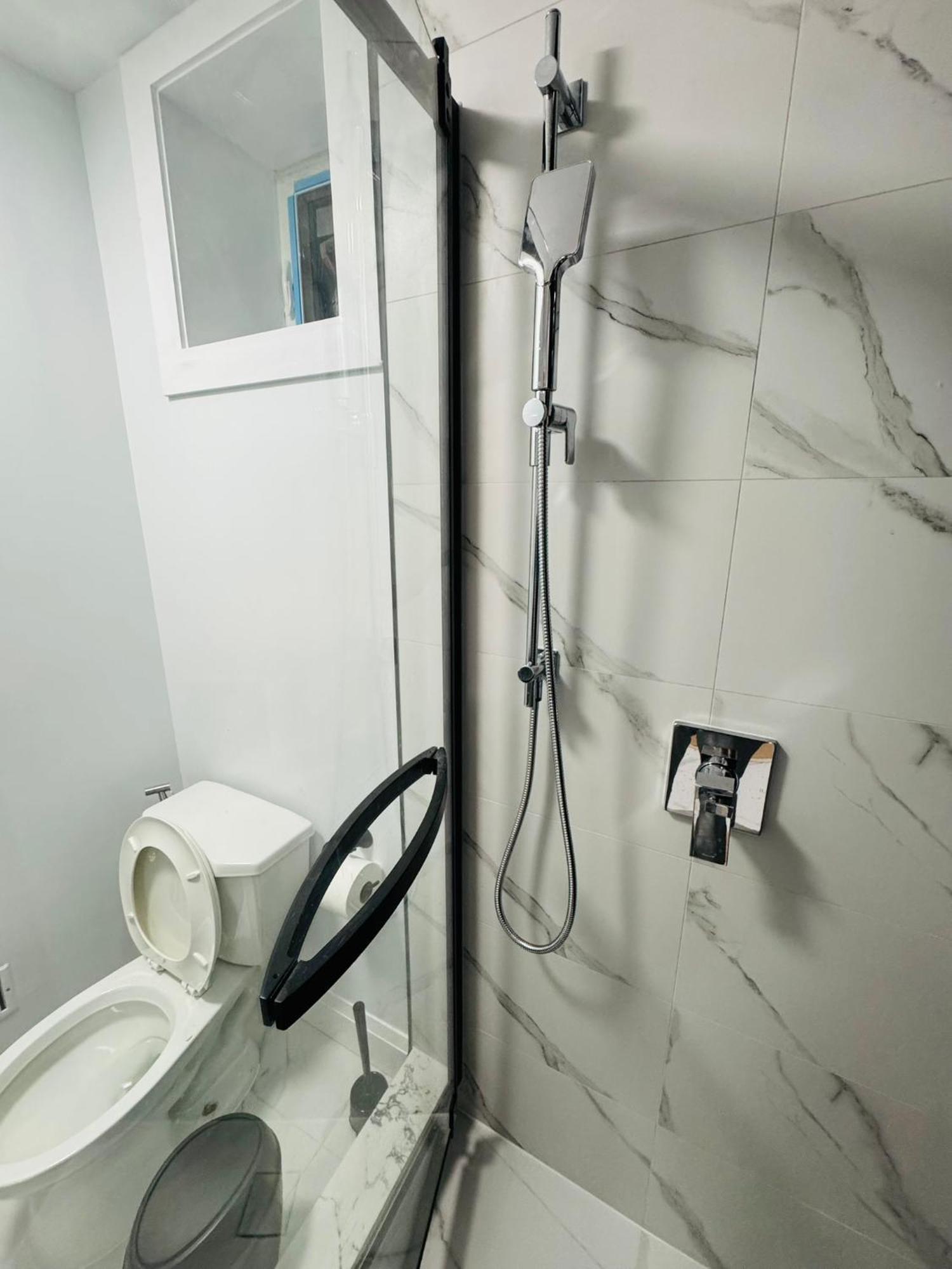Apartment Entire Unit2 Airport Free Pkg Sep Entrance Newreno