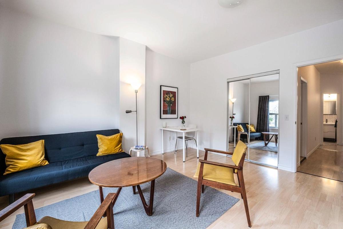 Apartment Modern Ossington 1 Bedroom *