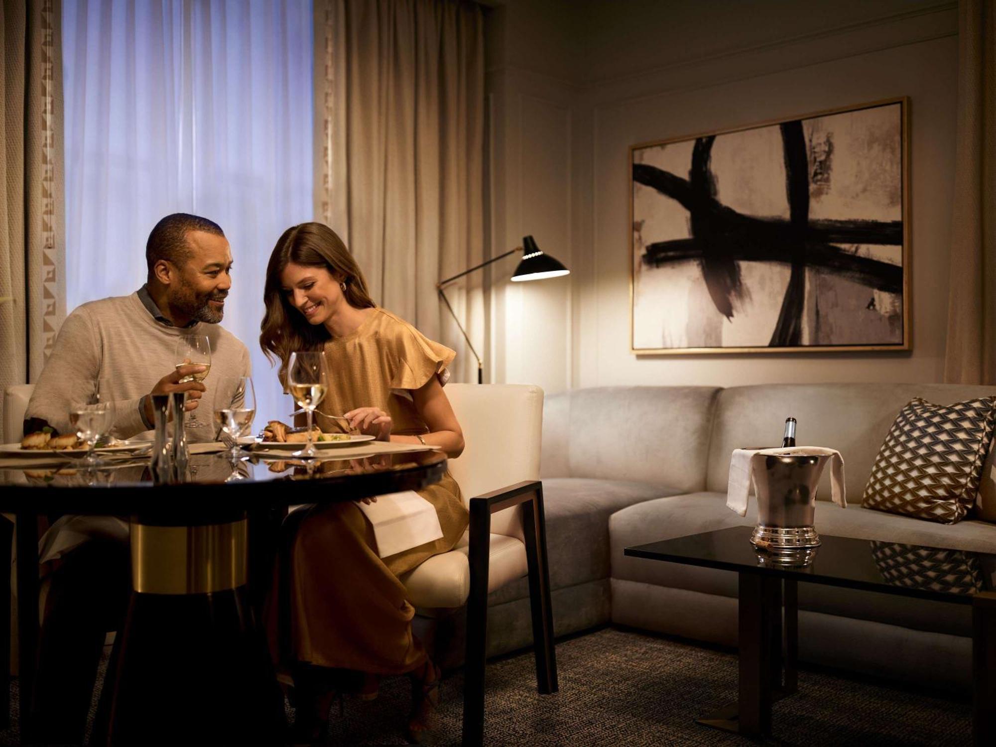 Fairmont Royal York 5*