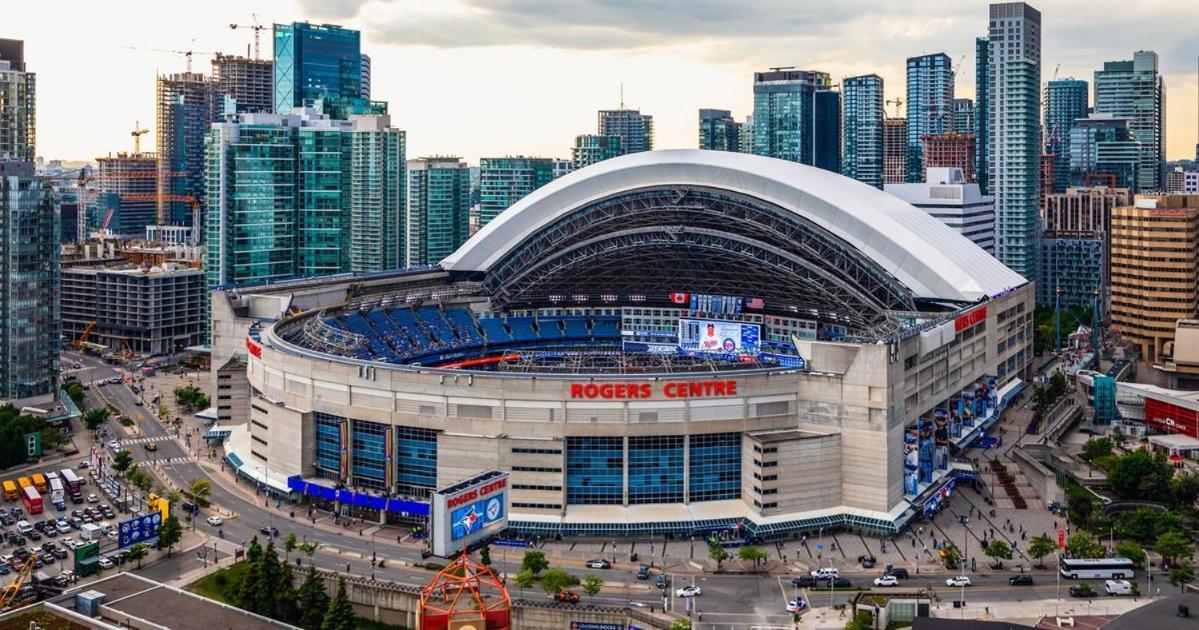 2 Bedroom With Amazing Views, Pool And Free Parking Toronto