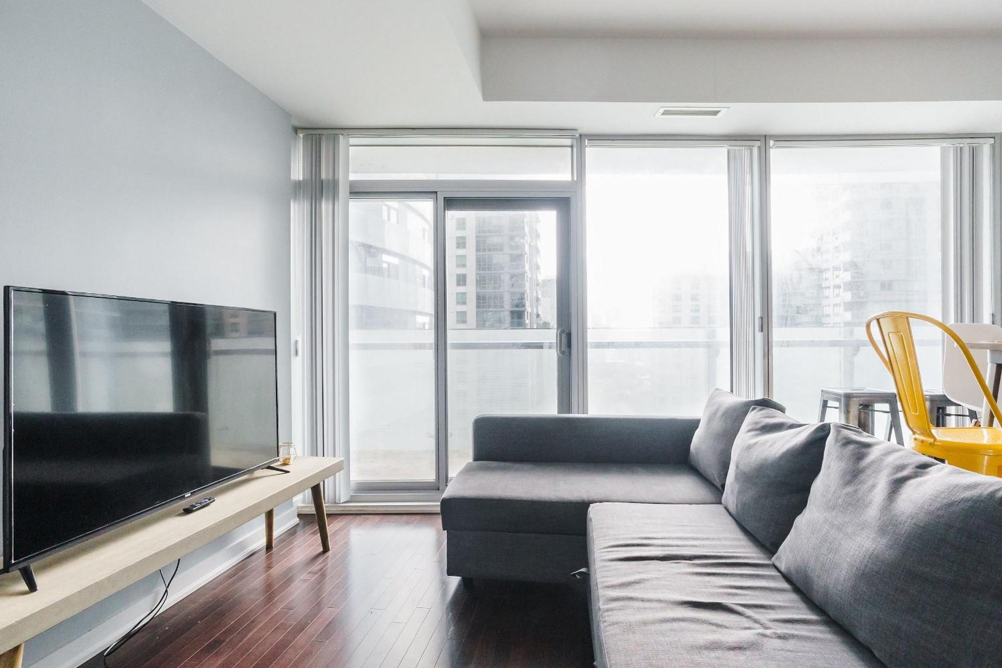The One Apartment *