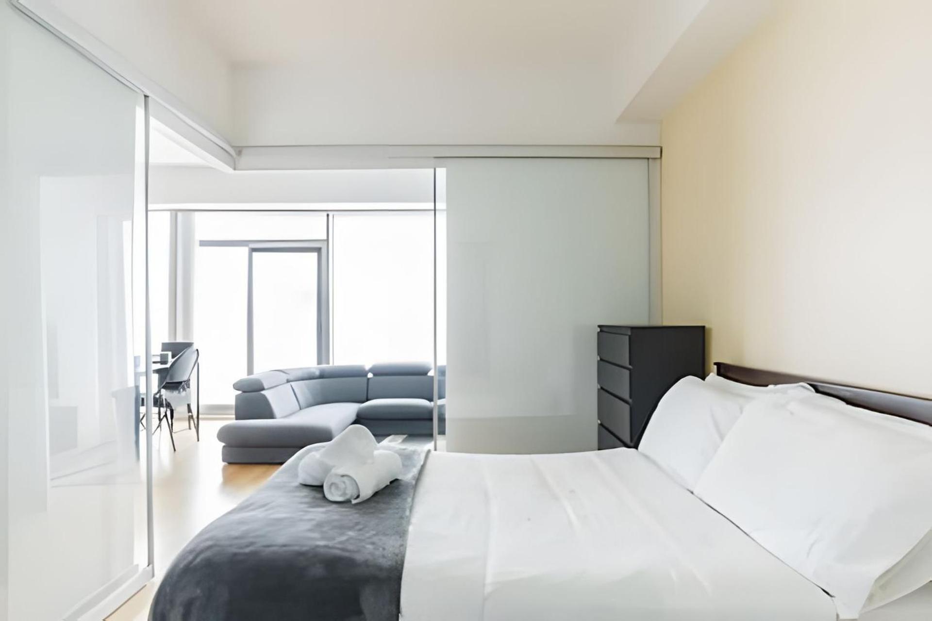 The One Apartment *