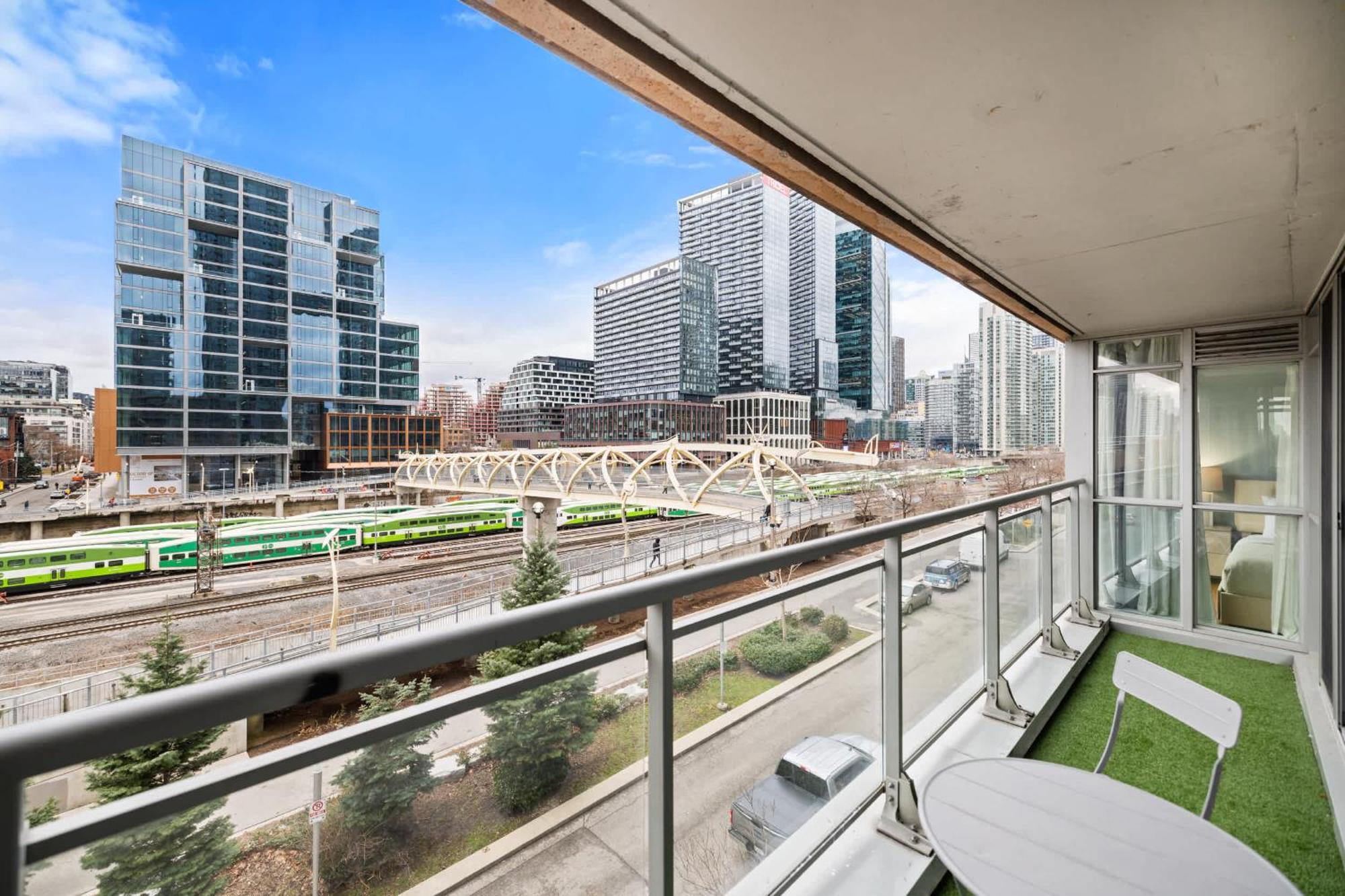 Apartment Gem Near The Rogers Centre & Attractions *