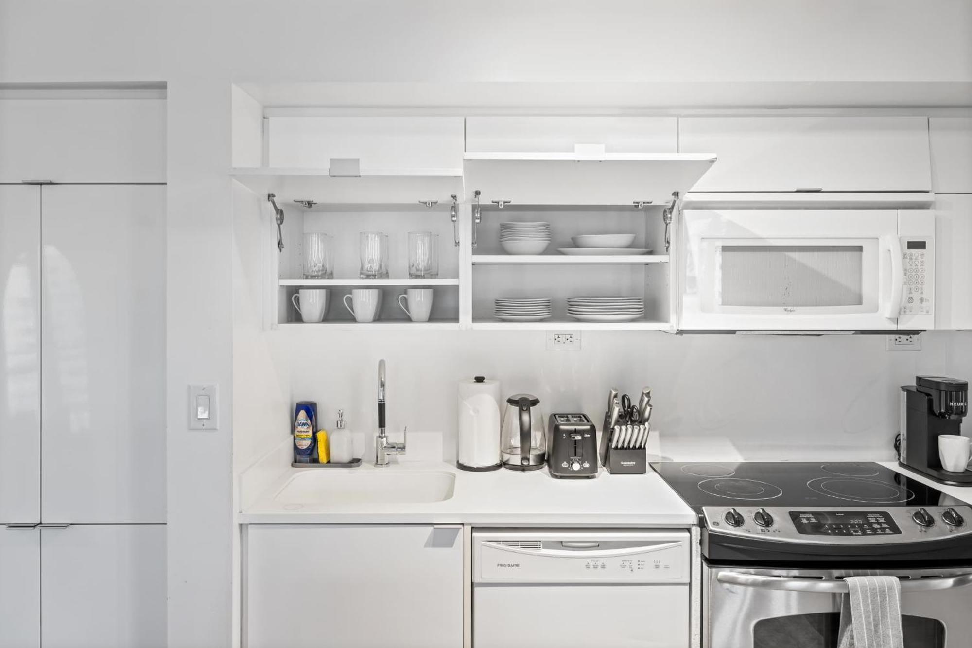 Gem Near The Rogers Centre & Attractions Apartment