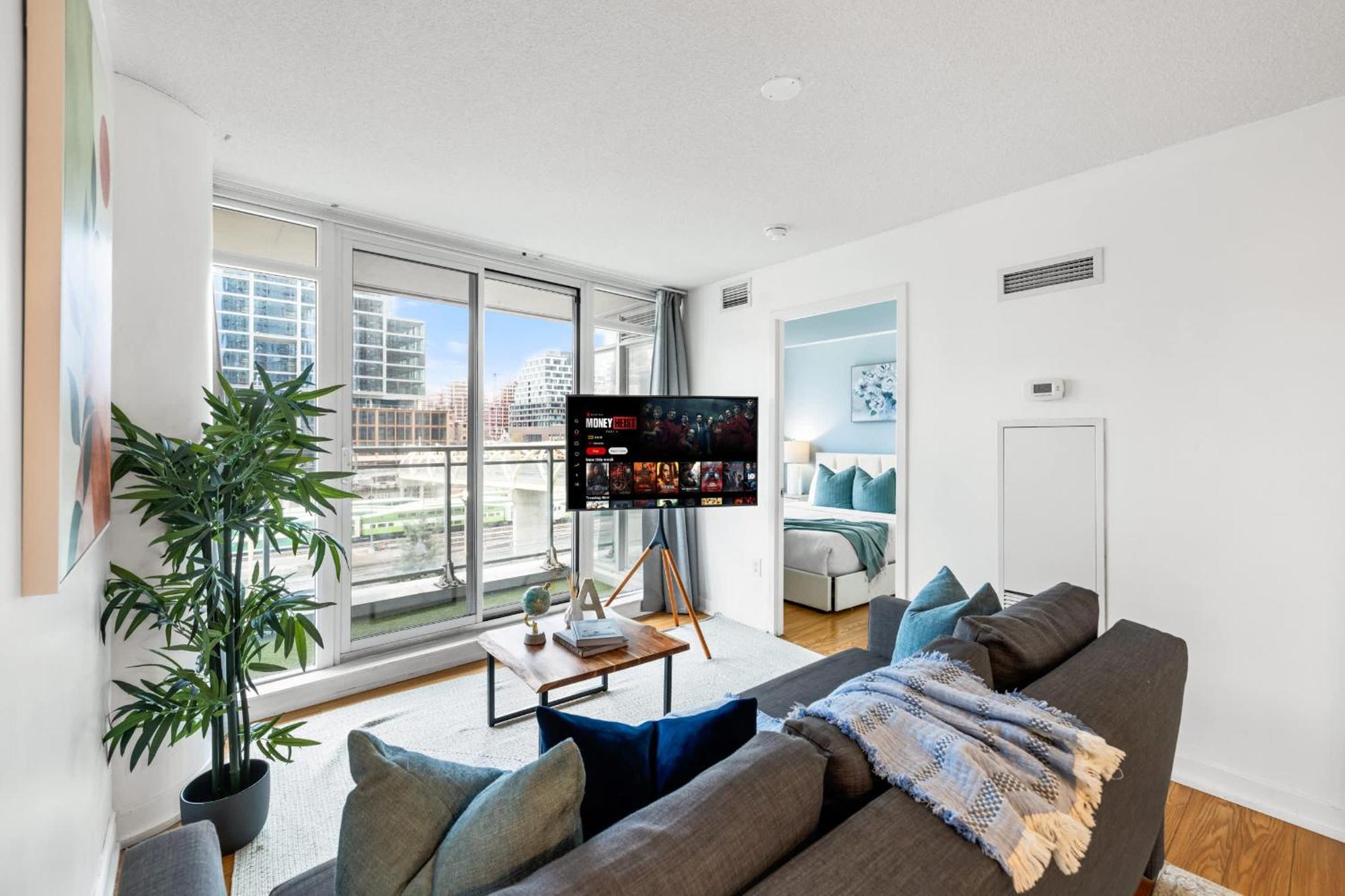 Apartment Gem Near The Rogers Centre & Attractions *