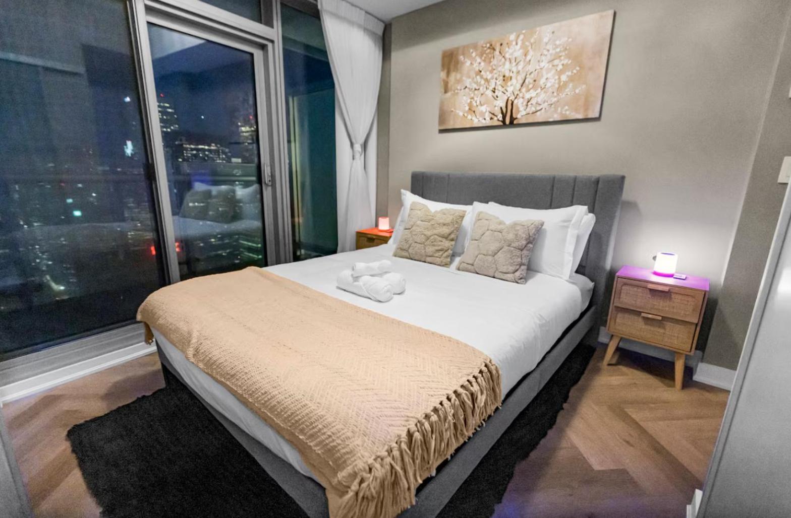 The One Apartment *