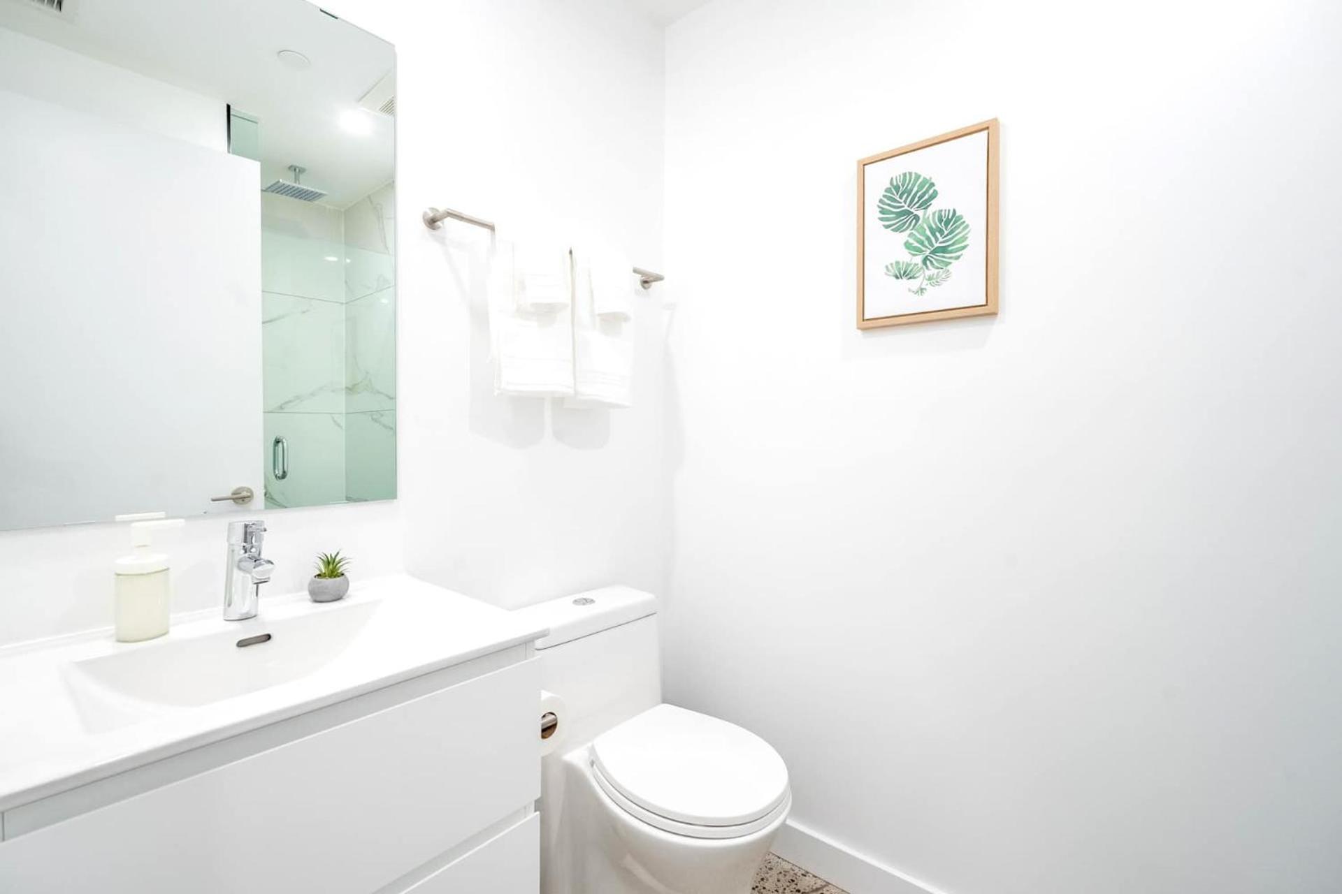Apartment Modern 2br-king Bed Basement Close To Downtown