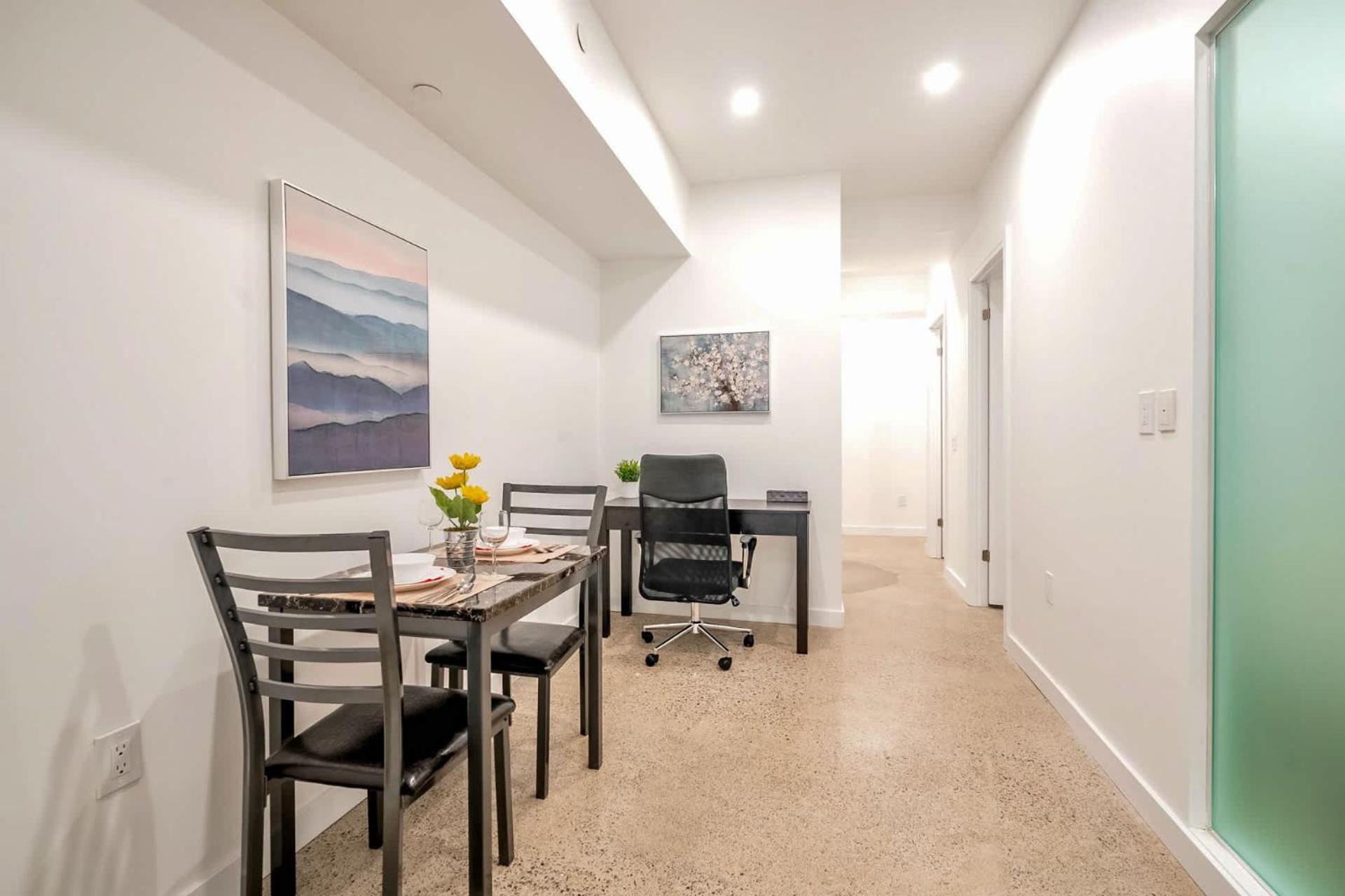 Modern 2br-king Bed Basement Close To Downtown