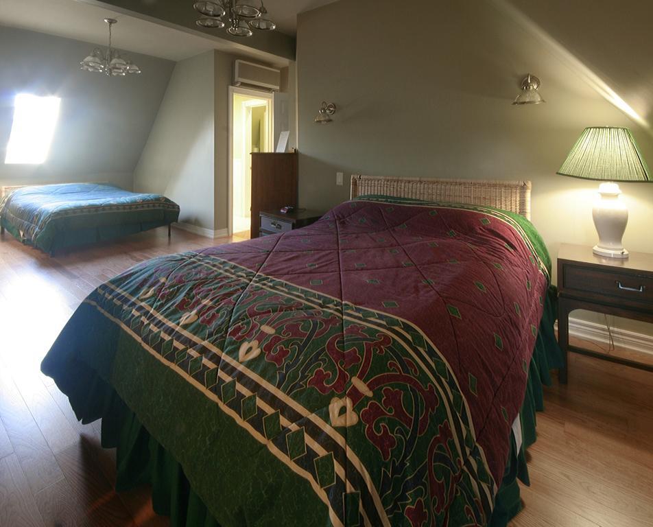 Bonnevue Manor Bed & Breakfast 2*