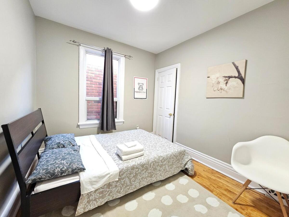 Apartment Downtown 3 Bedrooms - 1 Free Parking