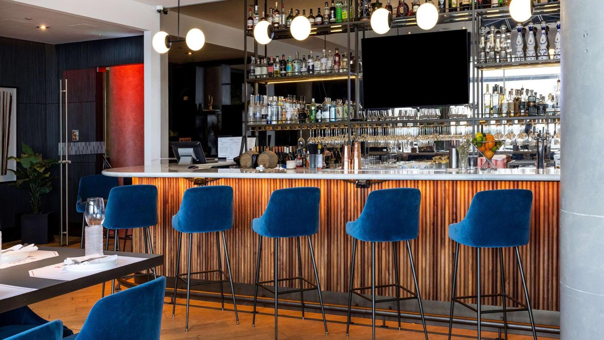 X Toronto, A Destination By Hyatt 5* Toronto