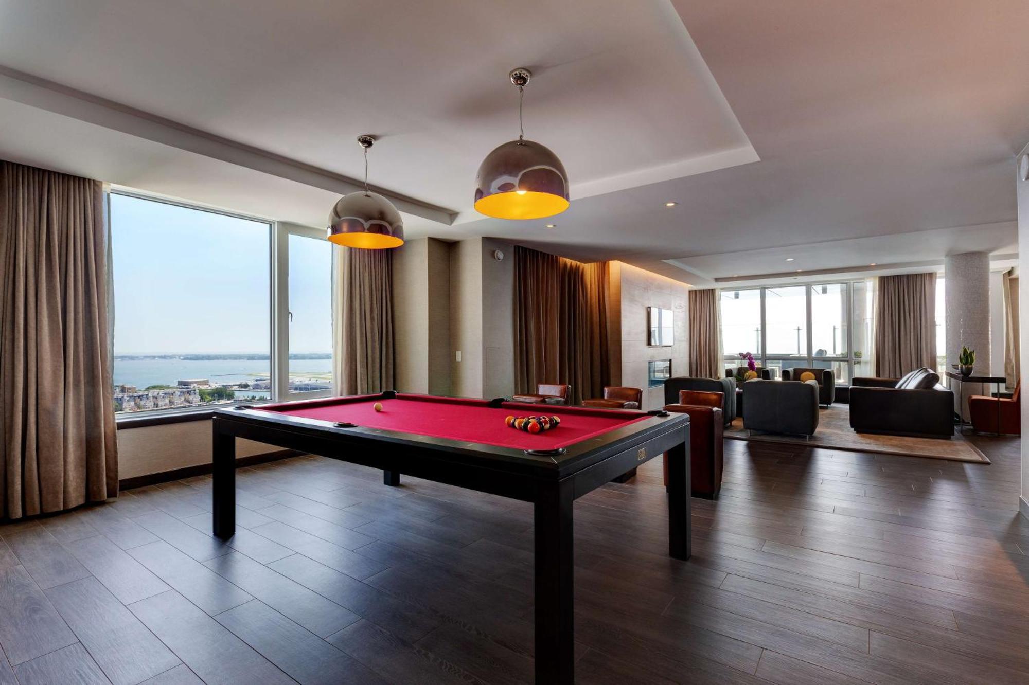 X Toronto, A Destination By Hyatt Toronto