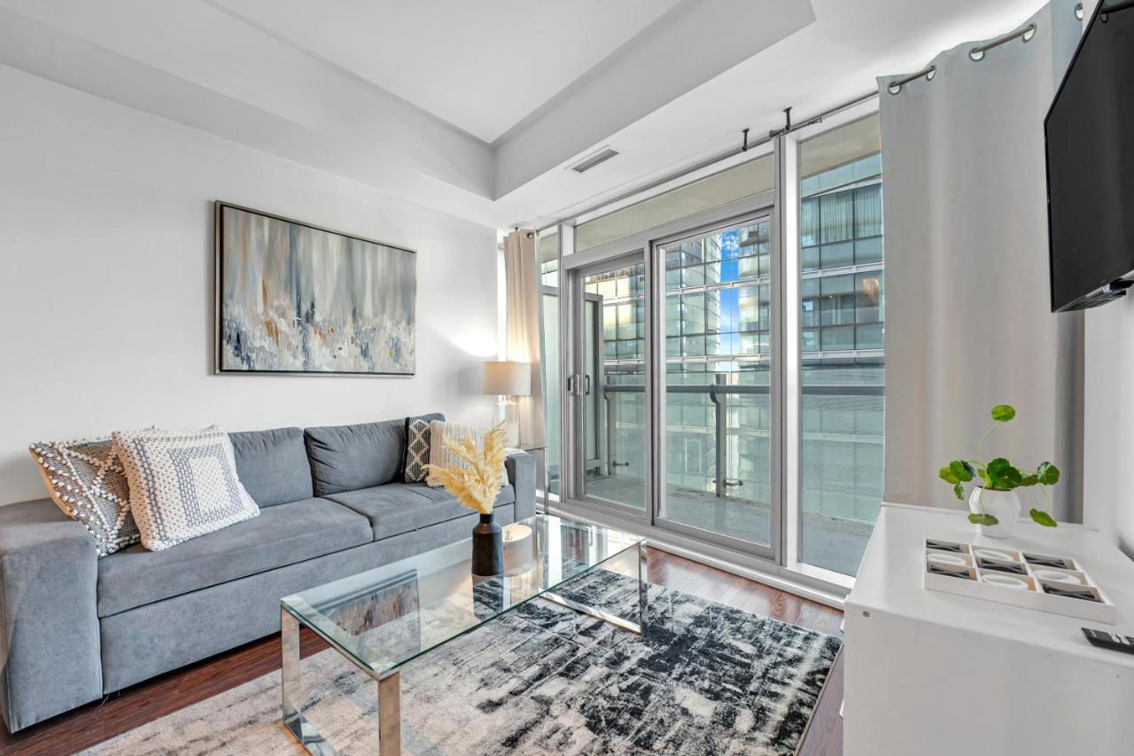 Ferienhaus Cozy Unit Near Scotiabank Arena, Mtcc & Rogers Centre