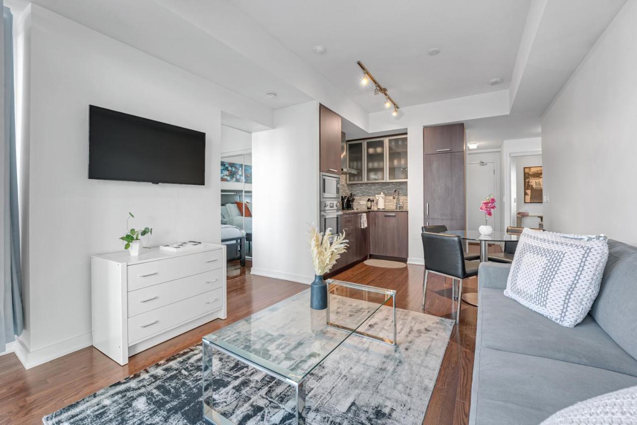 Cozy Unit Near Scotiabank Arena, Mtcc & Rogers Centre Ferienhaus