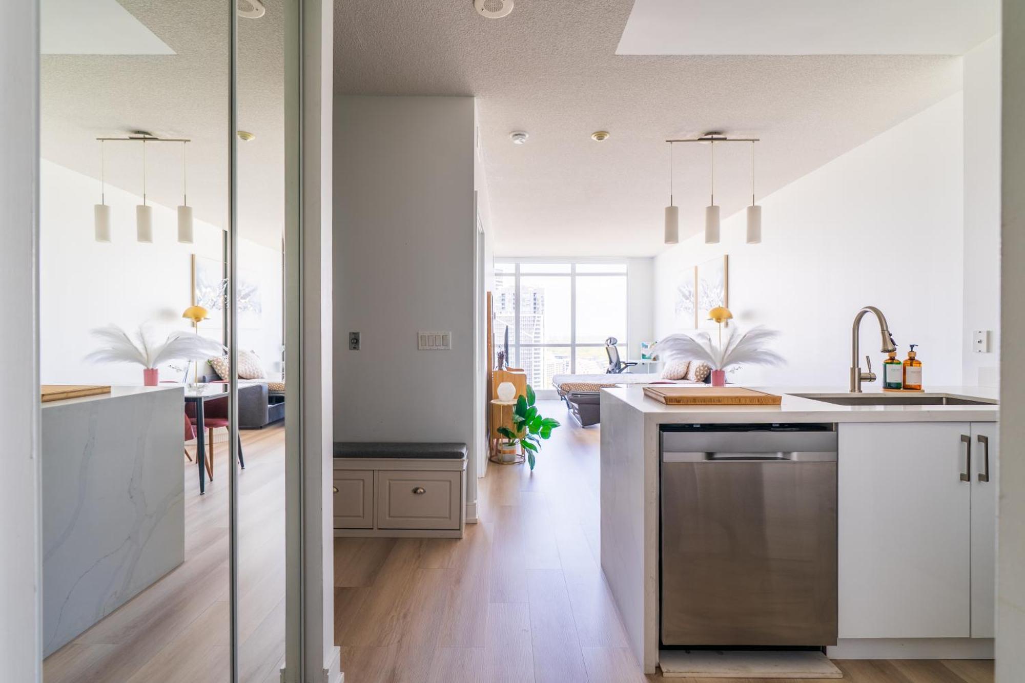 Vip Wing 2 Queen Beds - Cn Tower & Lakeside - Free Parking