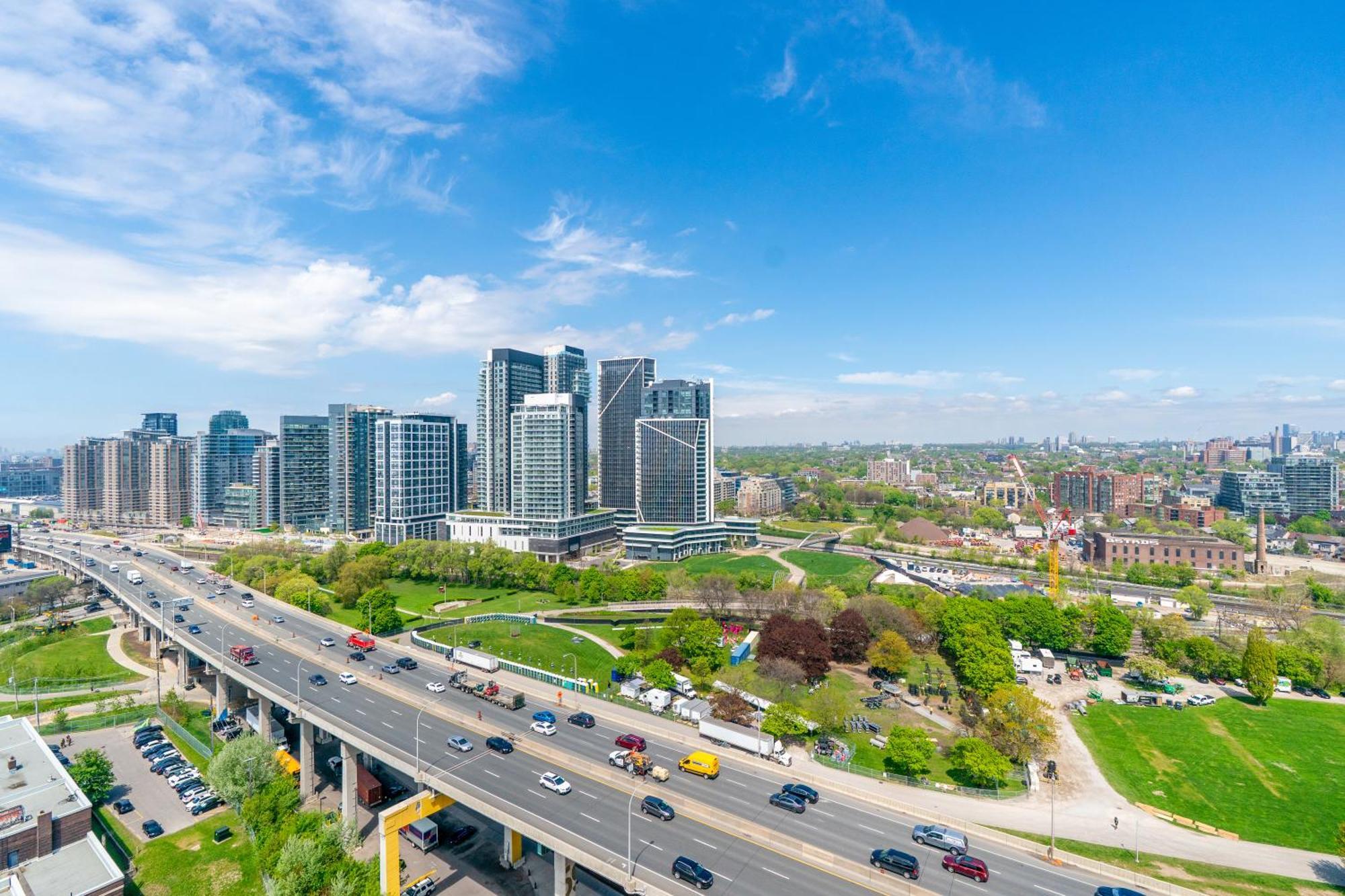 Vip Wing 2 Queen Beds - Cn Tower & Lakeside - Free Parking *