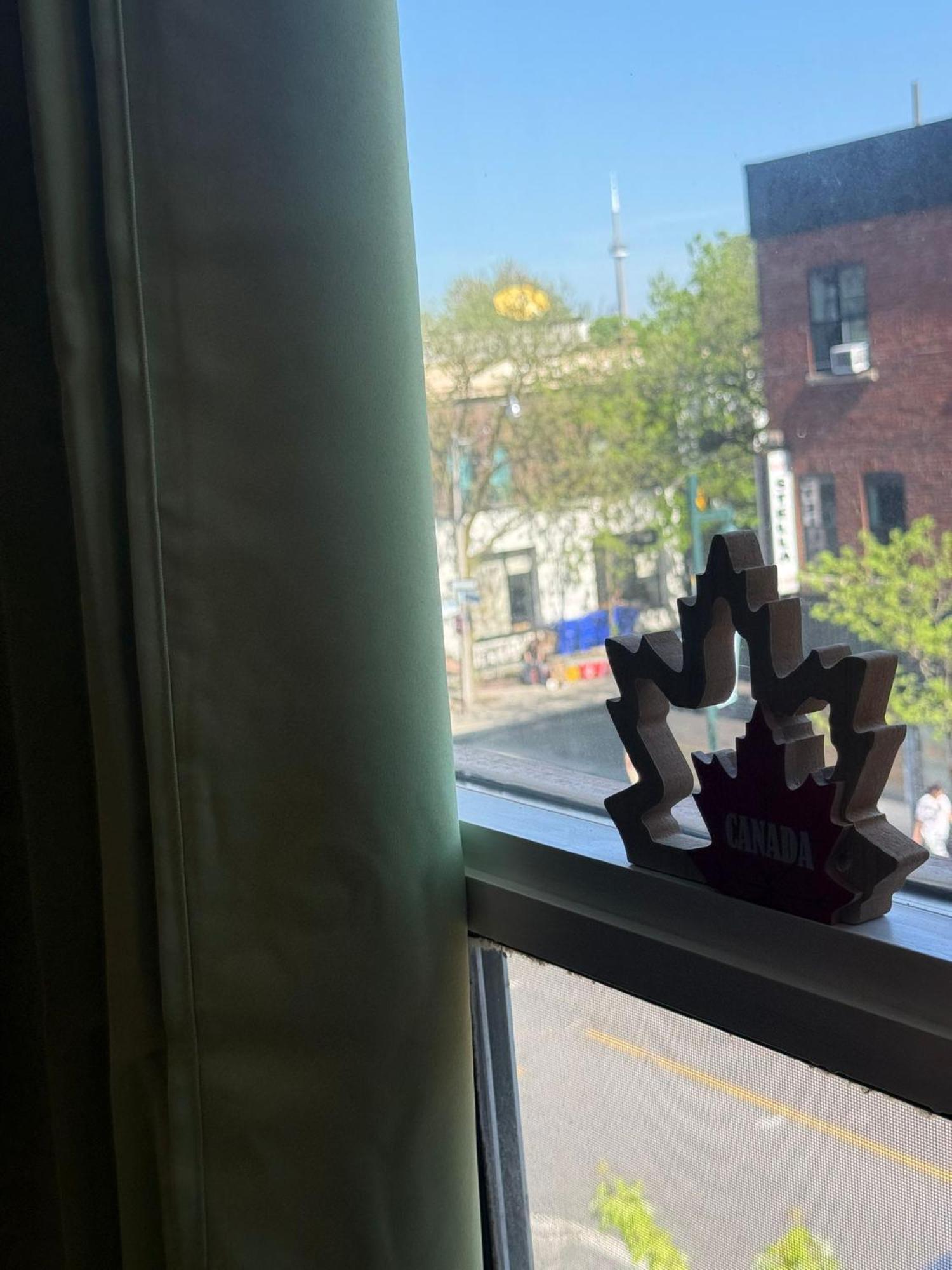Apartment Full For 8 People- Entertainment District Toronto