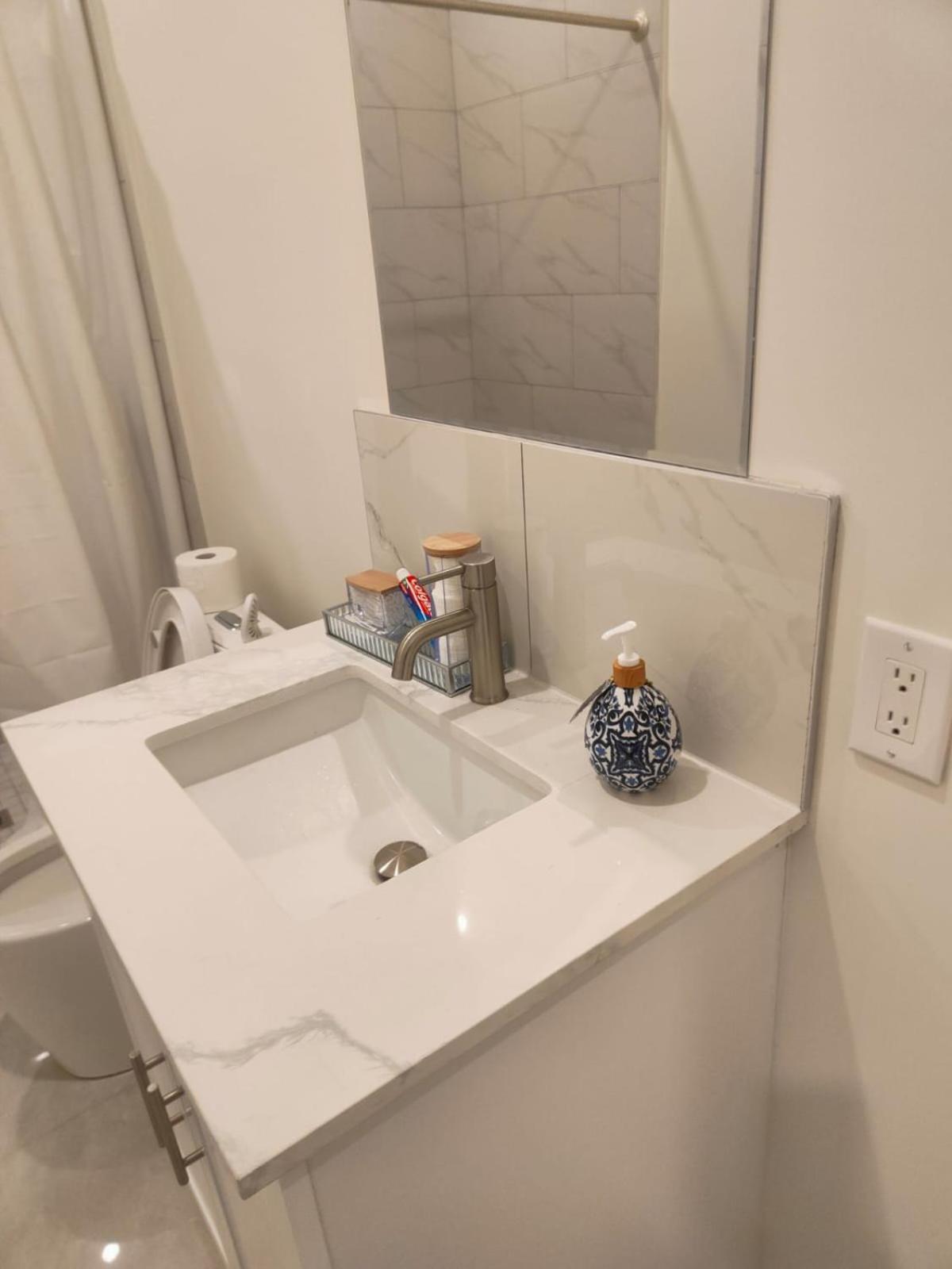 Homestay Budget Toronto