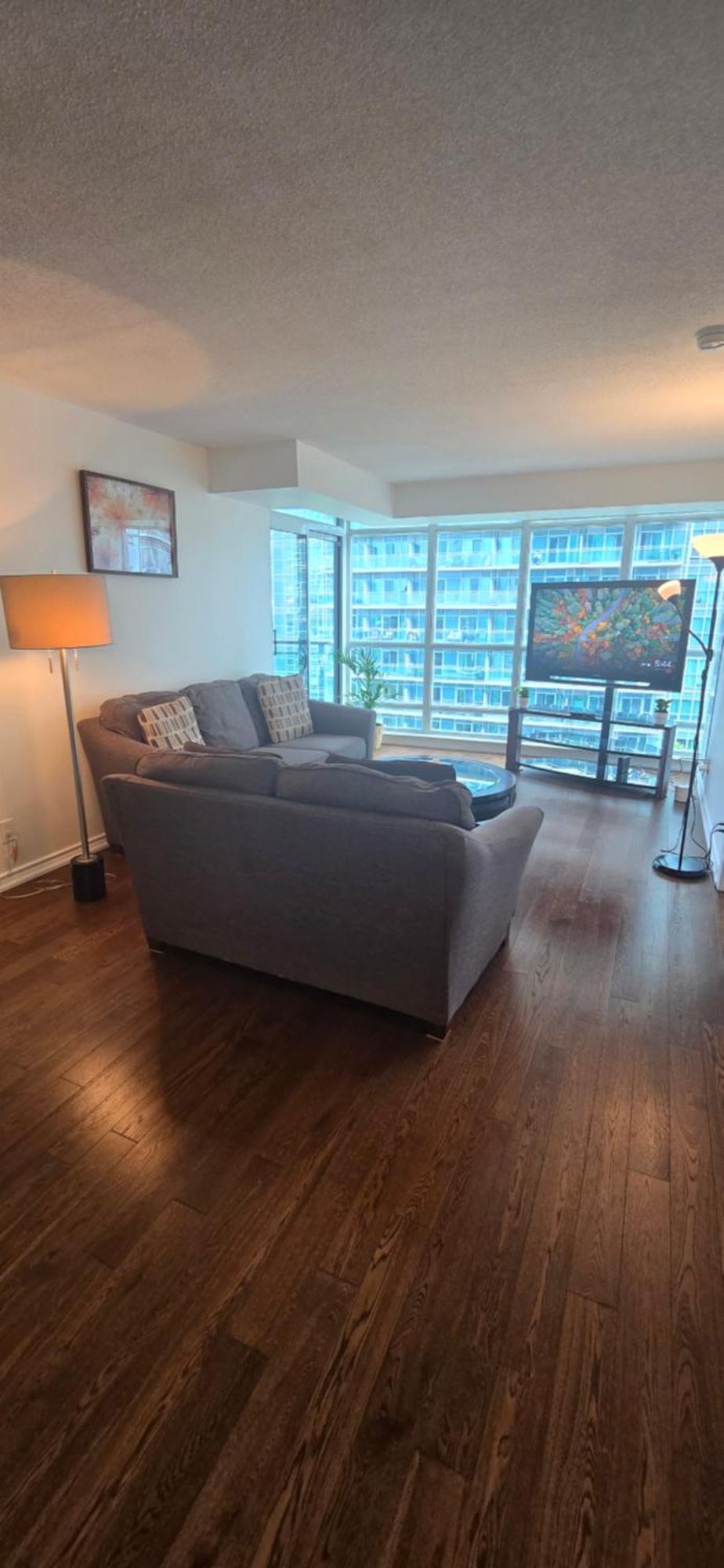 Apartment Lovely Near Ontario *