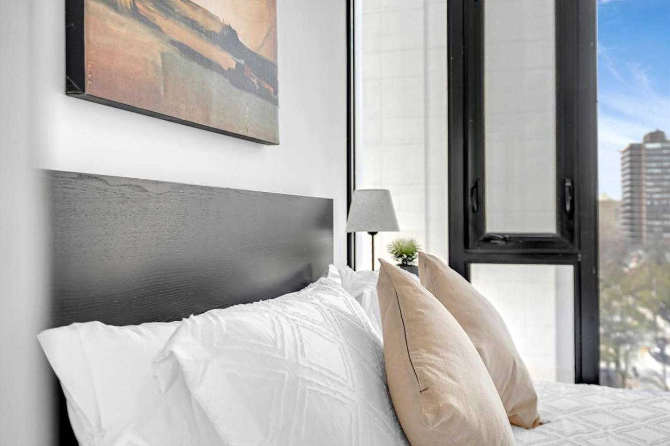 Apartment Cozy Condo Near Restaurant Ttc Toronto