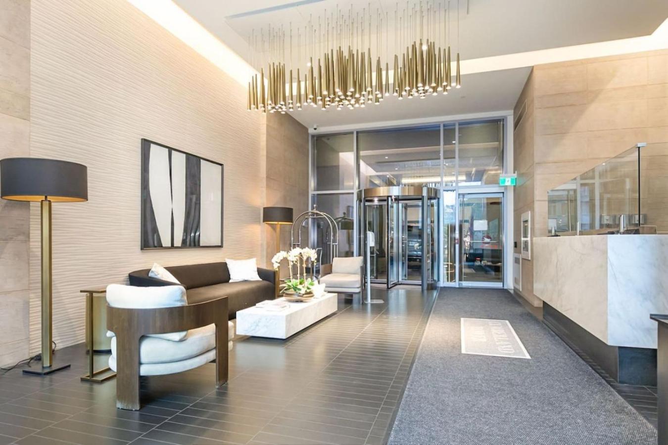 Apartment Cozy Condo Near Restaurant Ttc *