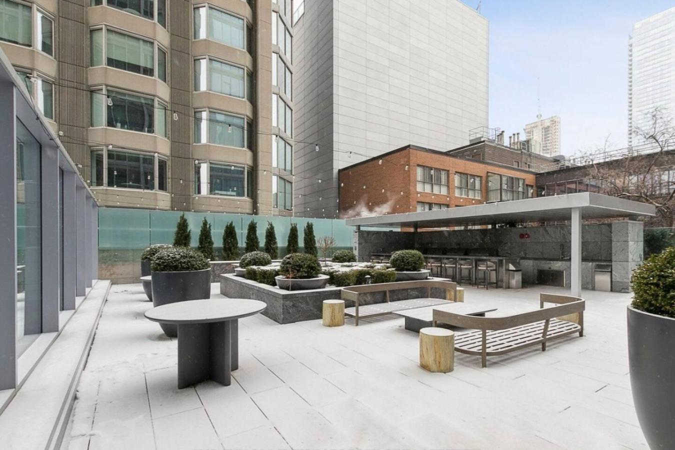 Cozy Condo Near Restaurant Ttc Toronto