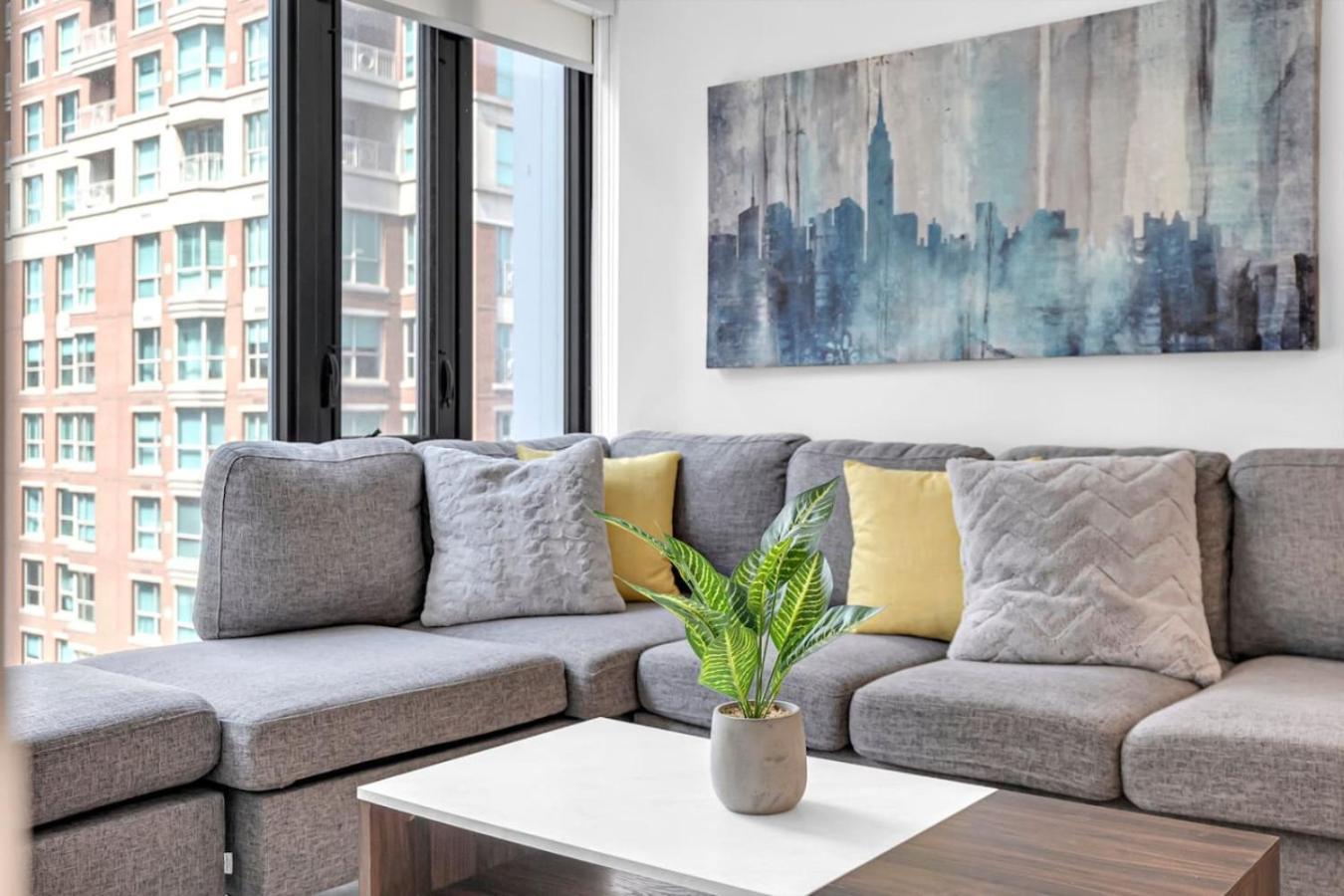 Apartment Cozy Condo Near Restaurant Ttc