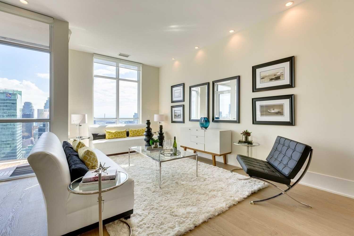 Grand View Apartment *