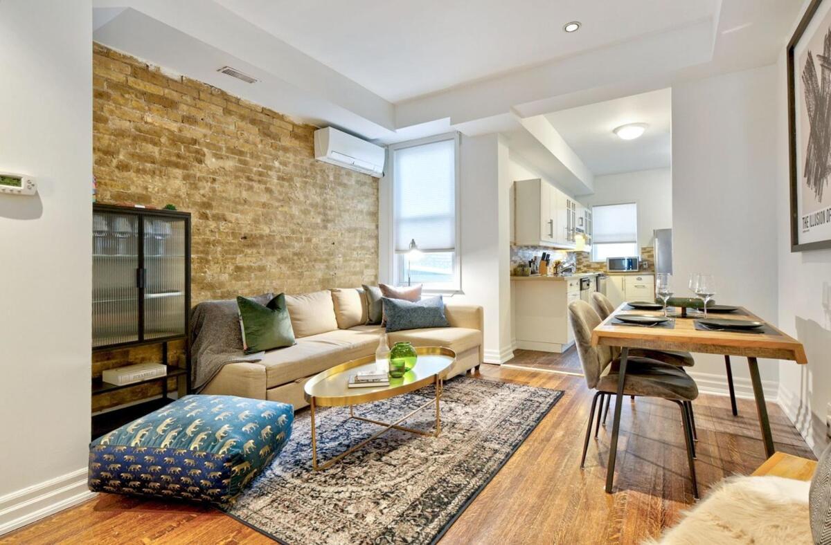 The Mitchell Haus-style In The Heart Of Apartment