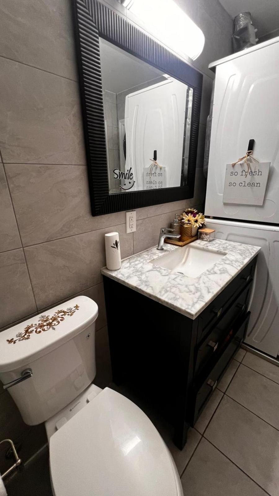 Downtown Private Location *