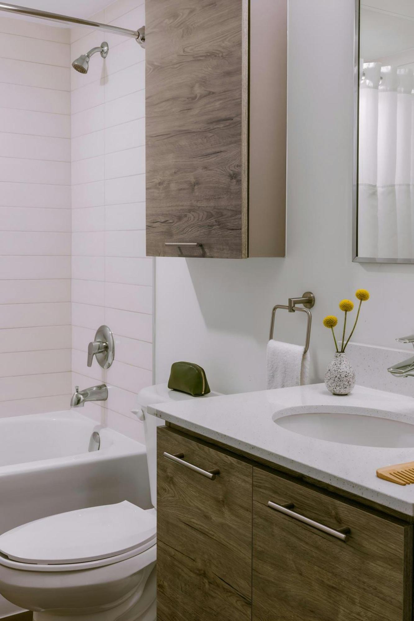 Sonder By Marriott Bonvoy The Liberty Liberty Village Hotel 4*