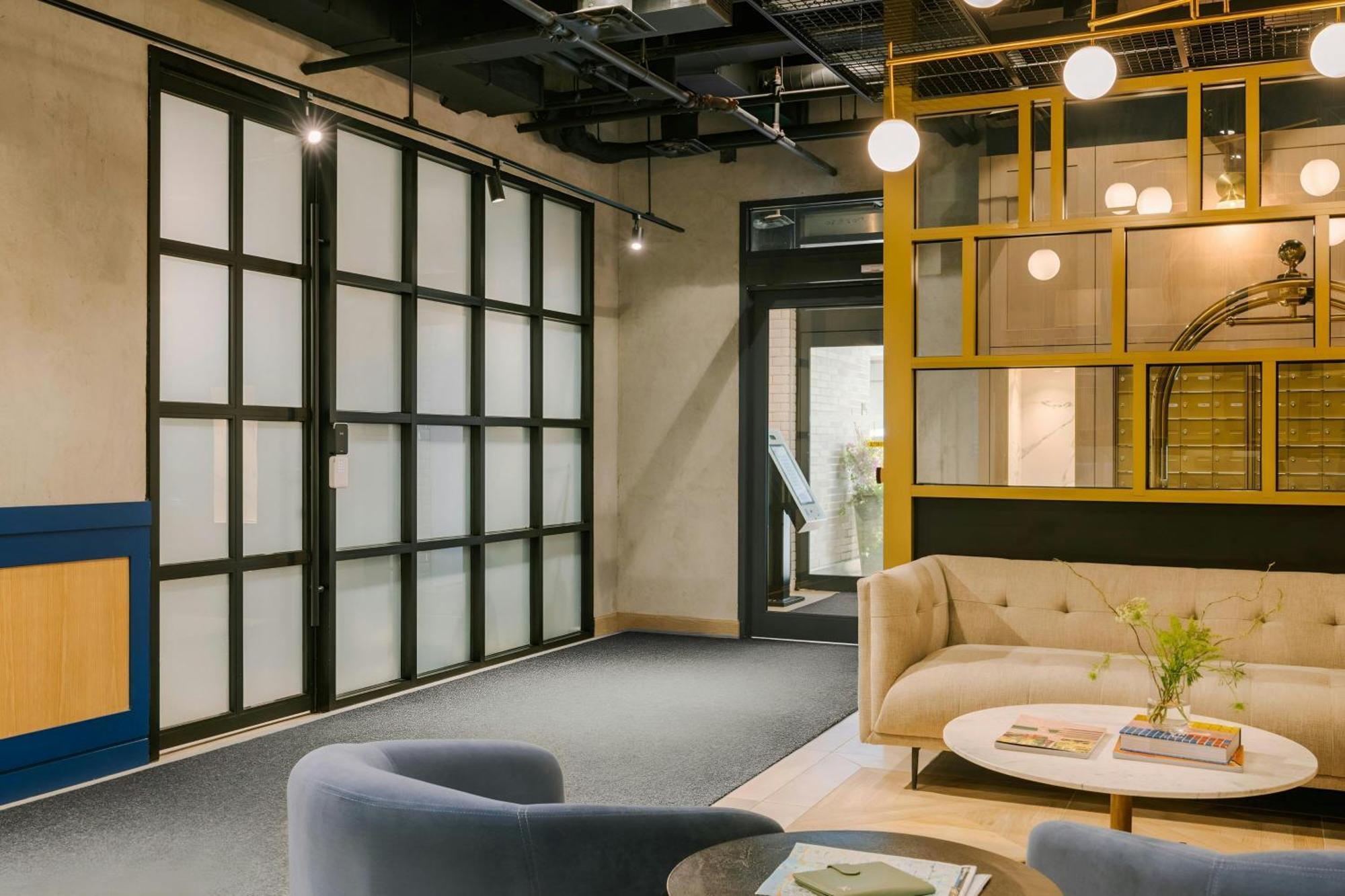 Sonder By Marriott Bonvoy Artesa West Queen West Hotel Toronto