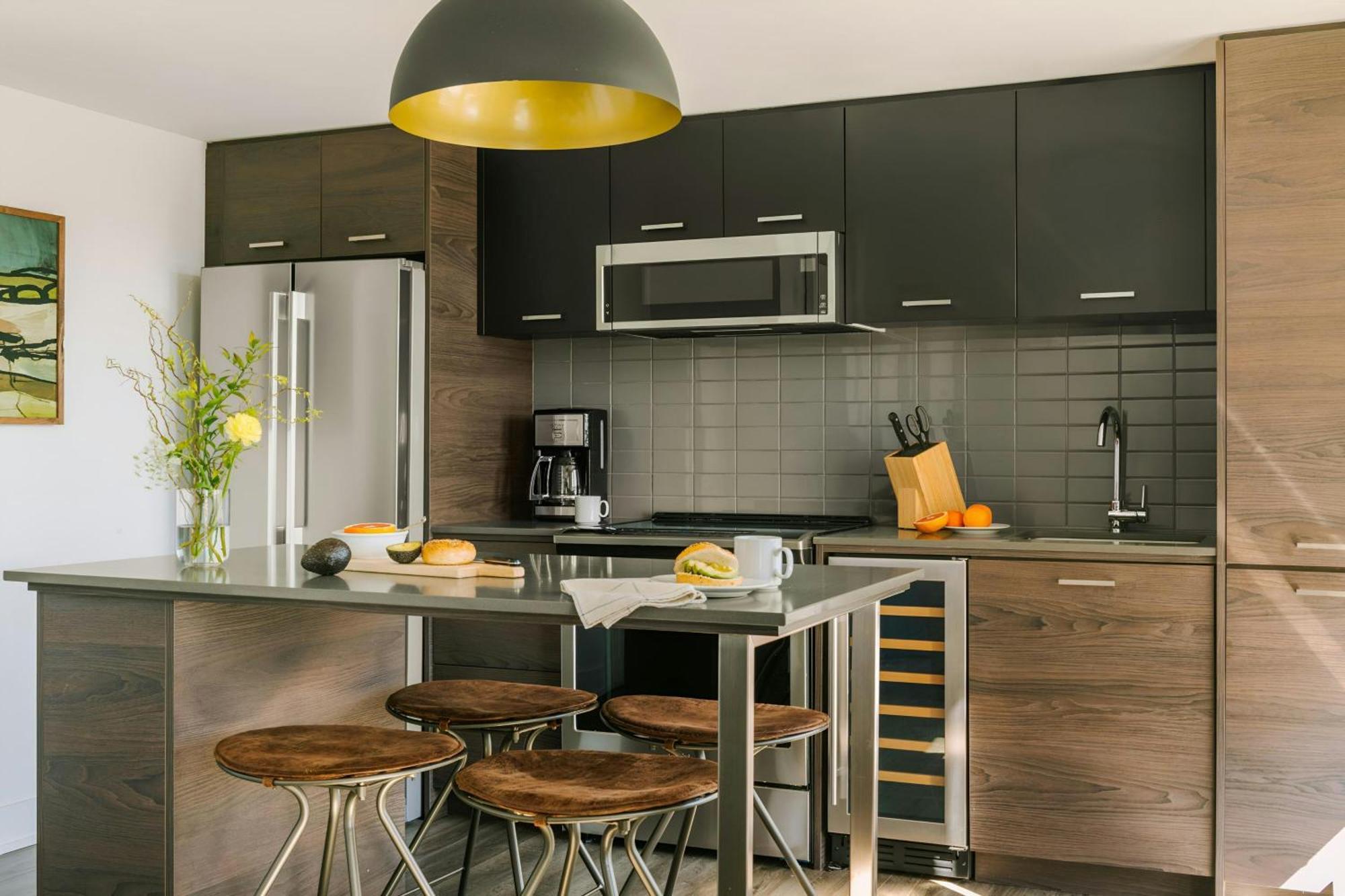 Hotel Sonder By Marriott Bonvoy Artesa West Queen West Toronto