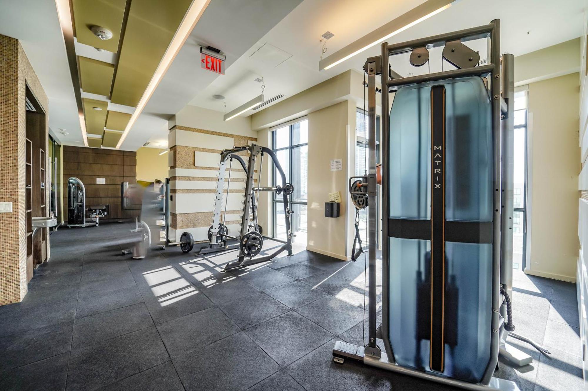 Rhd Luxury Condos-downtown, Cn Tower, Metro Convention Centre, Rogers Centre, Free Parking Apartment *