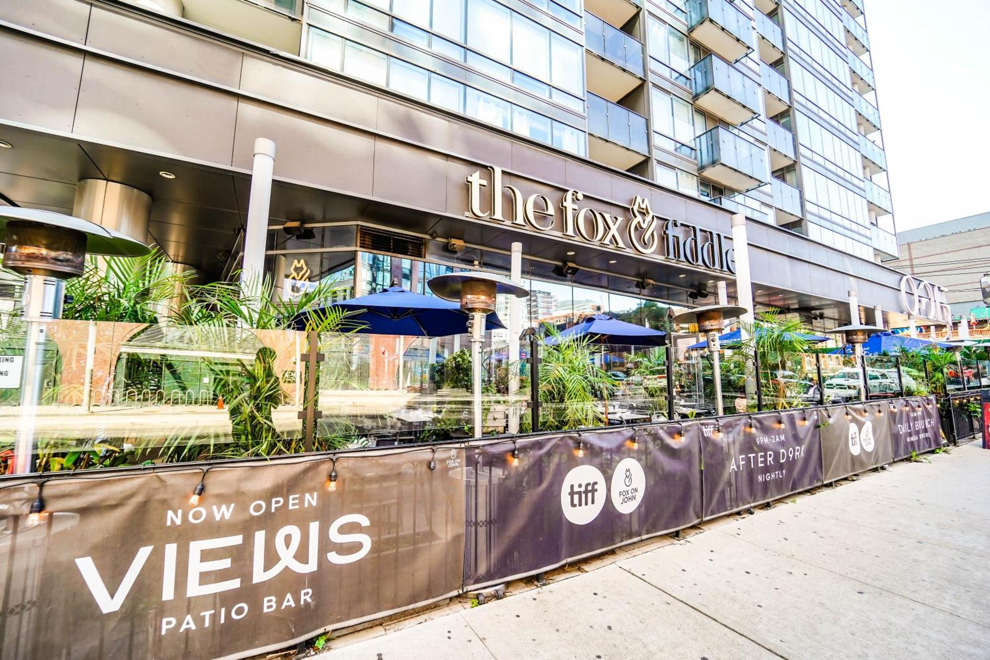 Apartment Rhd Luxury Condos-downtown, Cn Tower, Metro Convention Centre, Rogers Centre, Free Parking *